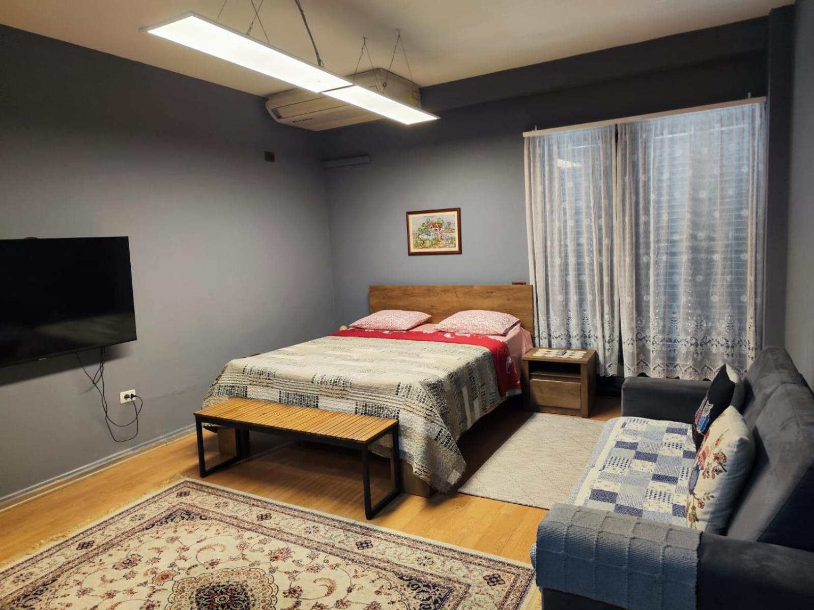 The Best Guesthouse In Tirana Esterno foto