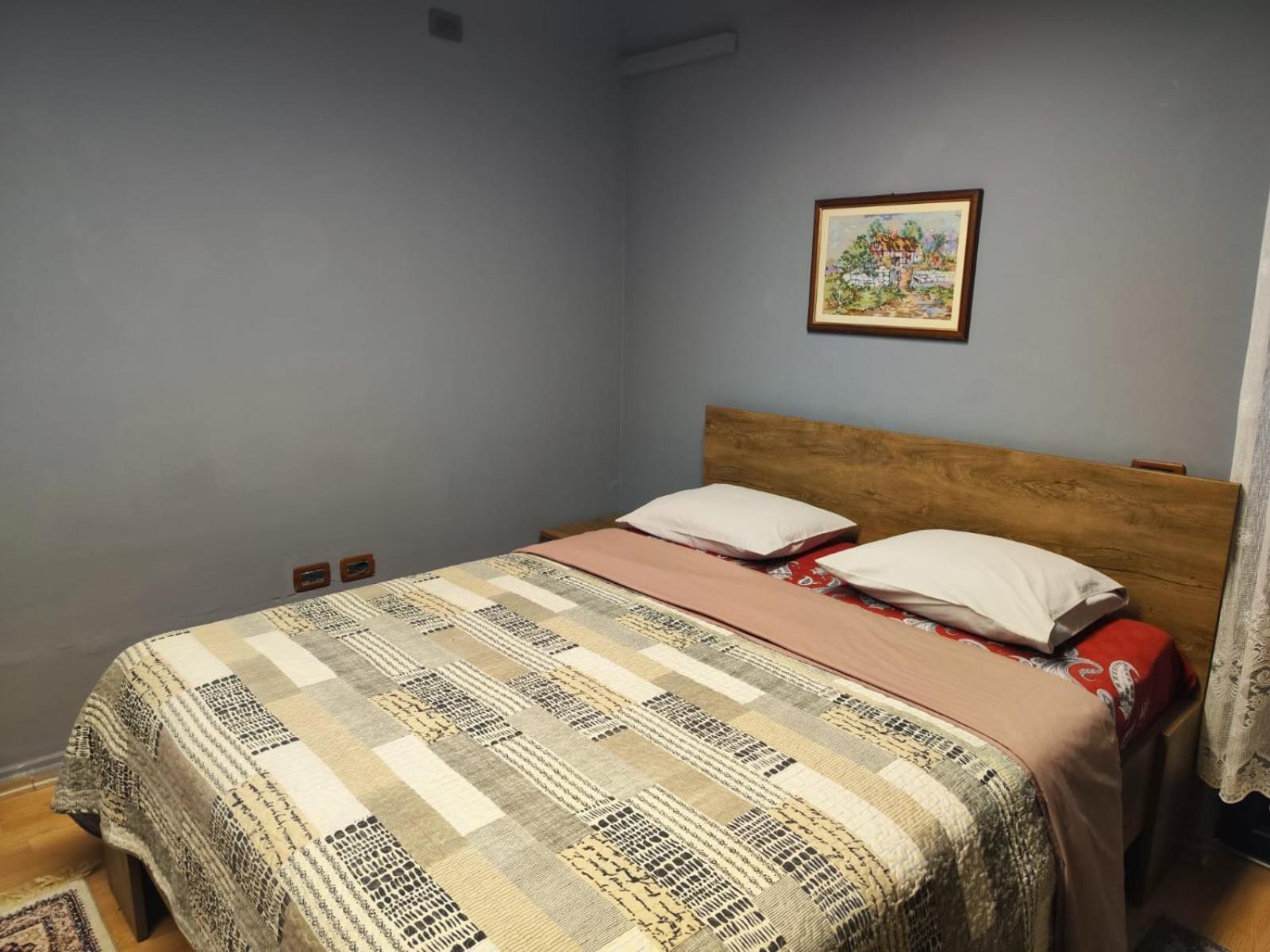 The Best Guesthouse In Tirana Esterno foto