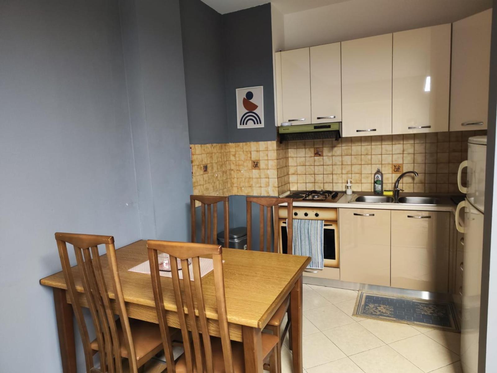 The Best Guesthouse In Tirana Esterno foto